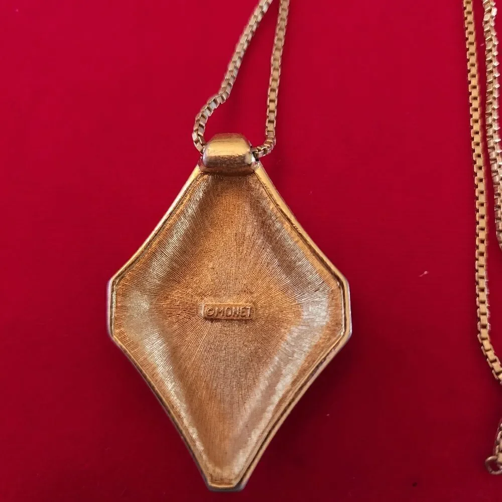 Monet Vintage Gold Plated Diamond Pendant Box Chain Necklace